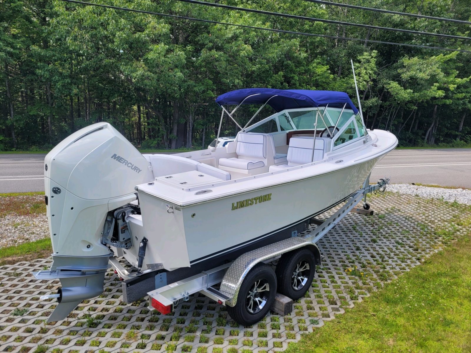 Limestone 200R & 200CC Ready for Immediate Delivery! DiMillo's Yacht